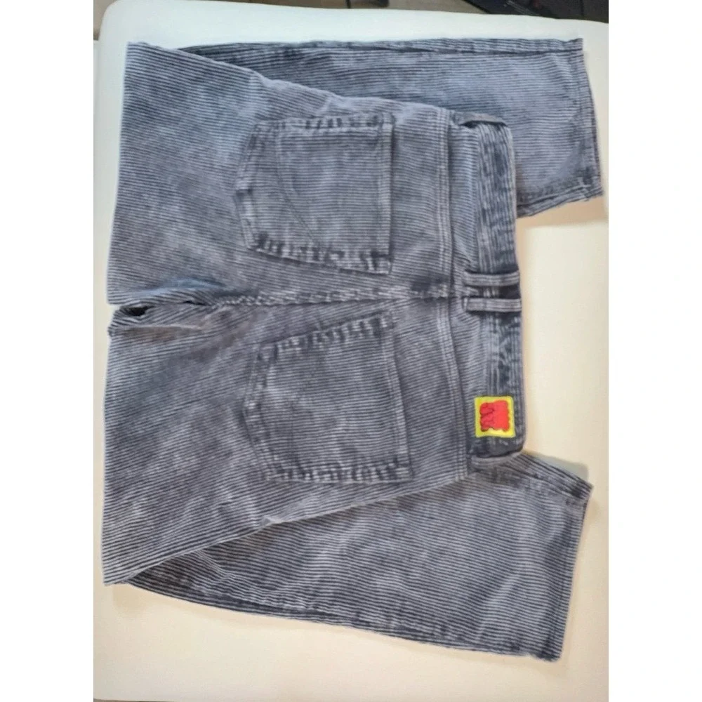 Women's size 28 Empyre corduroy gray pants. EUC.